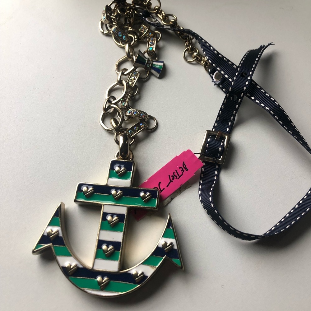 Betsey Johnson large statement necklace.